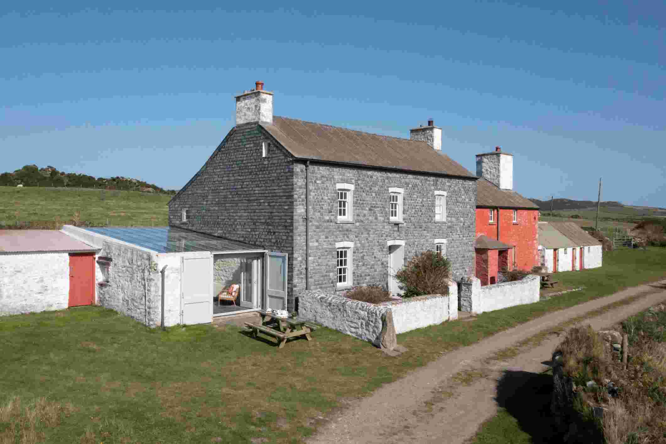 Widg Farmhouse
