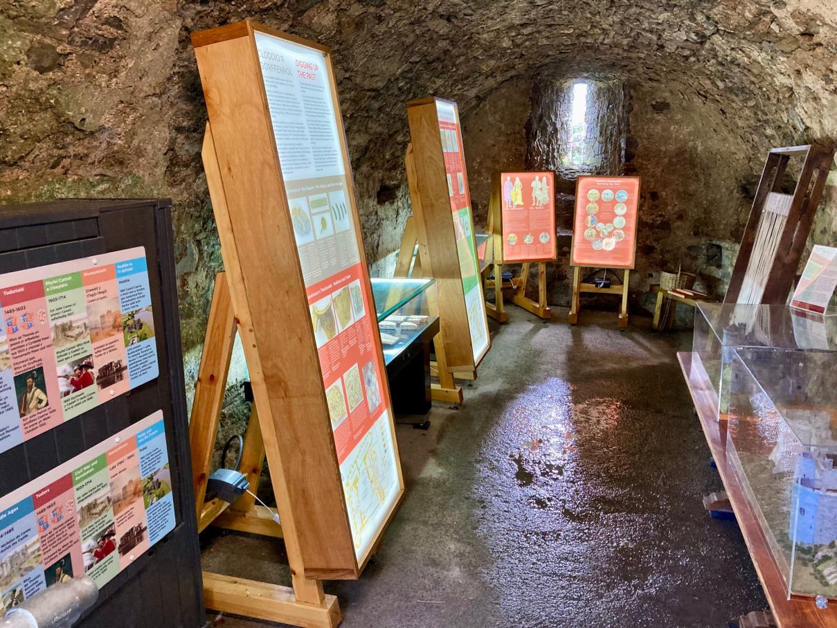 smallcarew-exhibition.jpg