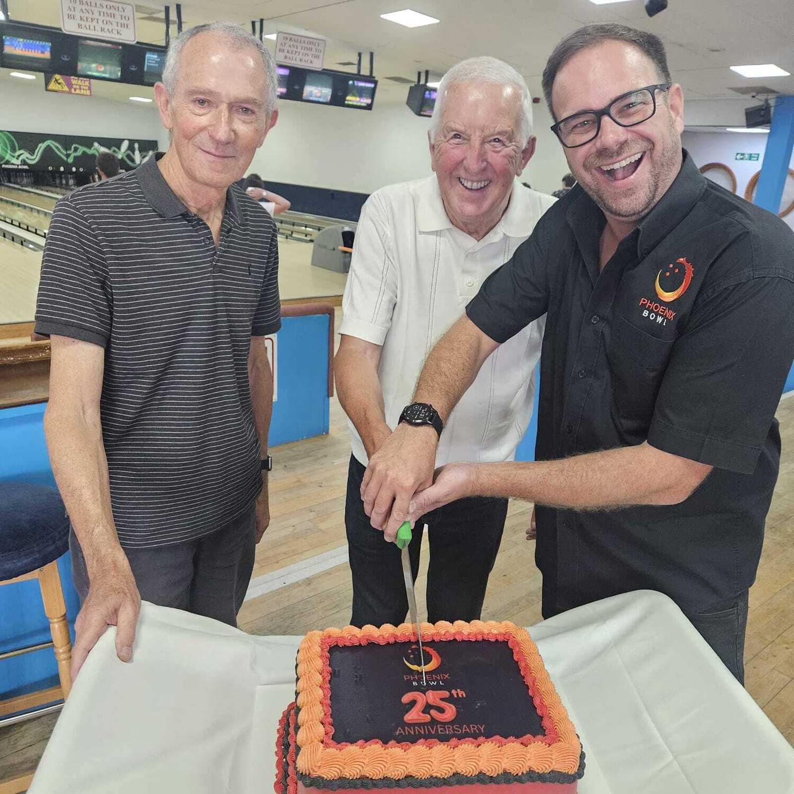 PB 25Th Anniversary Cake Shot