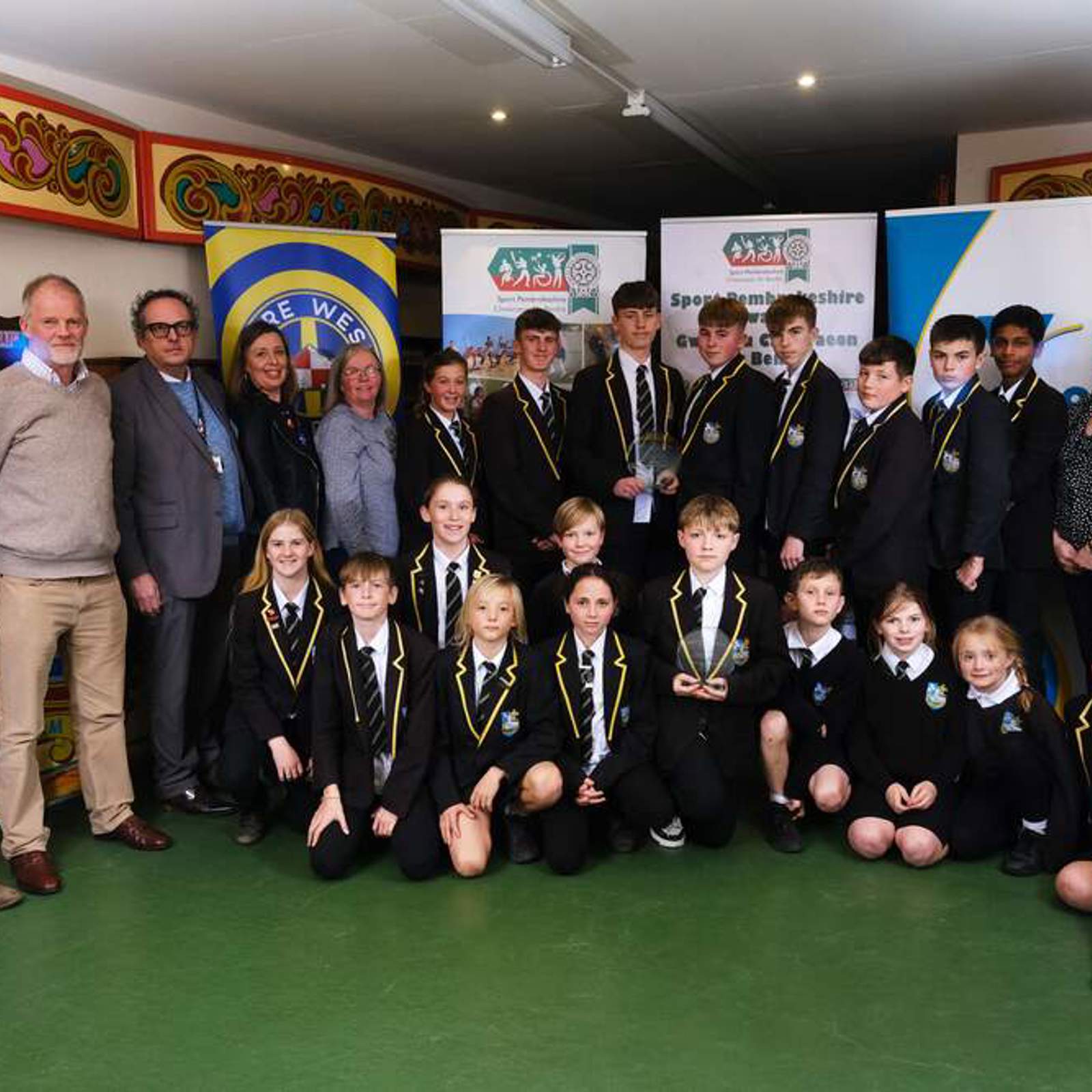 schools-award-ysgol-penrhyn-dewi.jpg