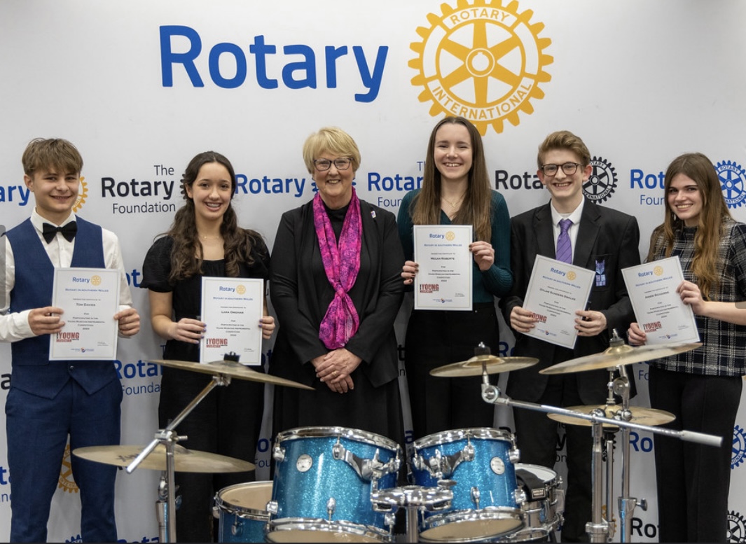 The Rotary Southern Wales Final of Young Musician in Islwyn School in Blackwood featured two talented musicians from West Wales.