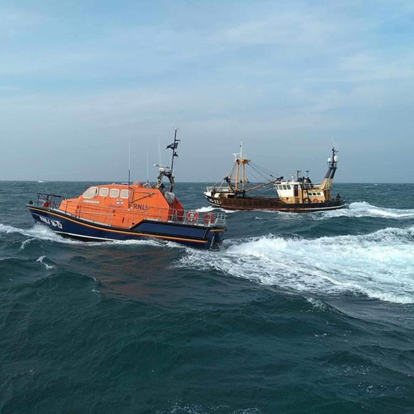 major_rescue_in_irish_sea_as_rnli_lifeboats_respond_to_fishing_vessel_mayday.jpg