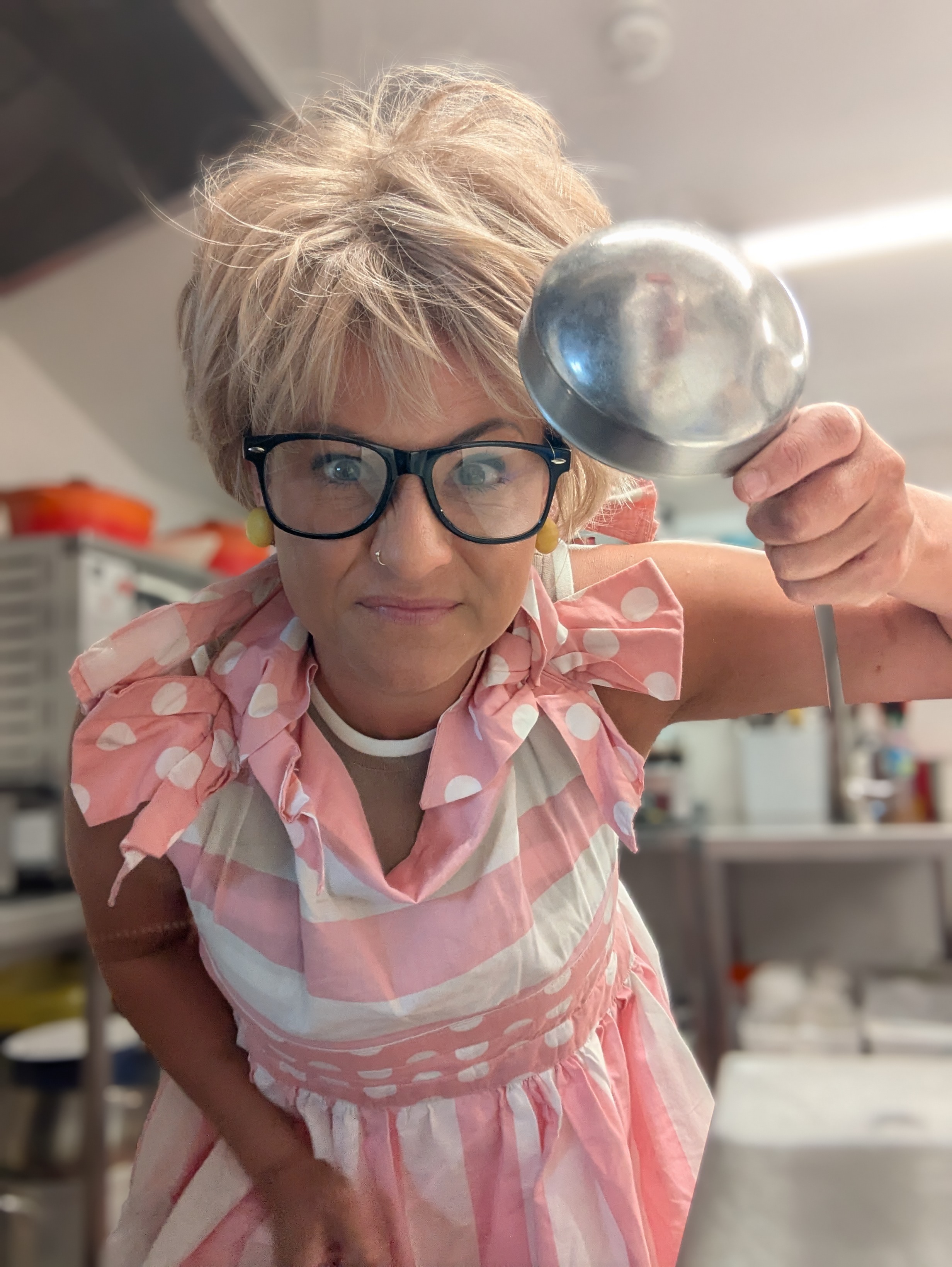 Dinner Lady Image