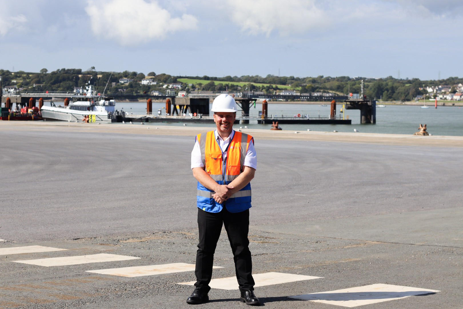 thumbnail_port-of-milford-haven-welcomes-new-marine-support-officer-to-pembroke-port.jpg