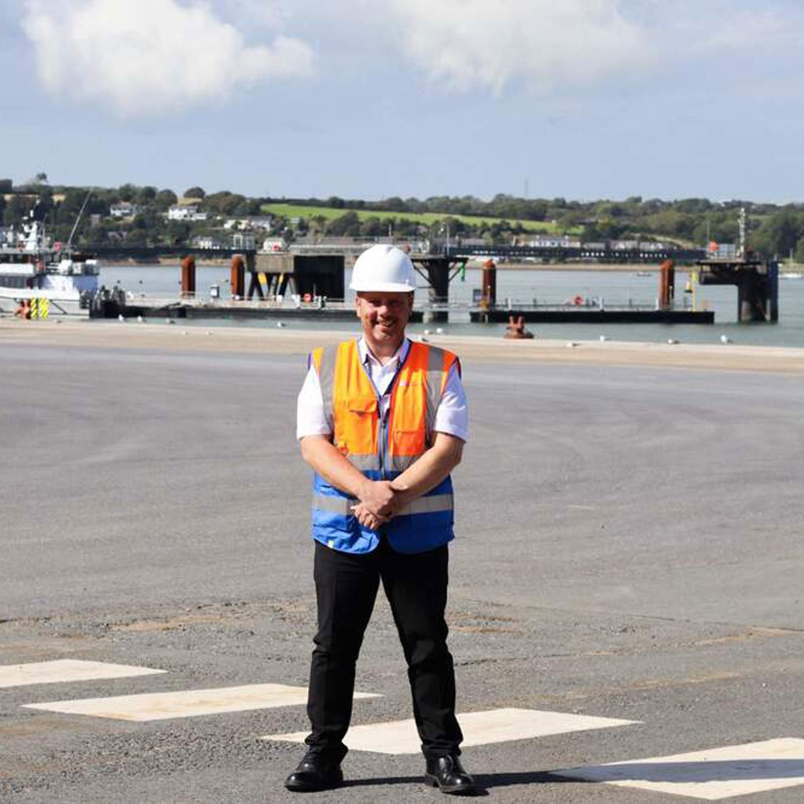 thumbnail_port-of-milford-haven-welcomes-new-marine-support-officer-to-pembroke-port.jpg