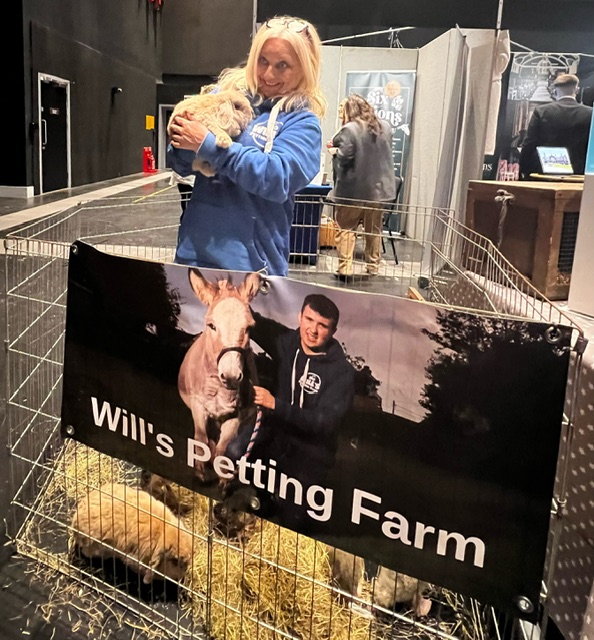 Ali’s been out and about again, making connections at the fantastic @4theRegion Swansea Business event!