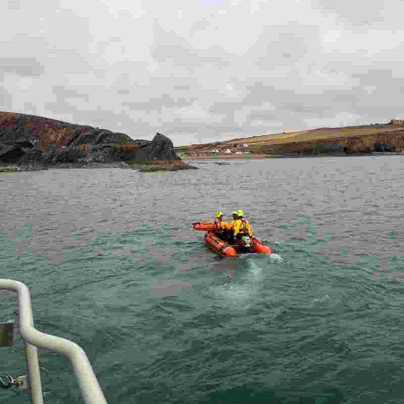 St Davids Rnli Respond To Back Injury At The Blue Lagoon