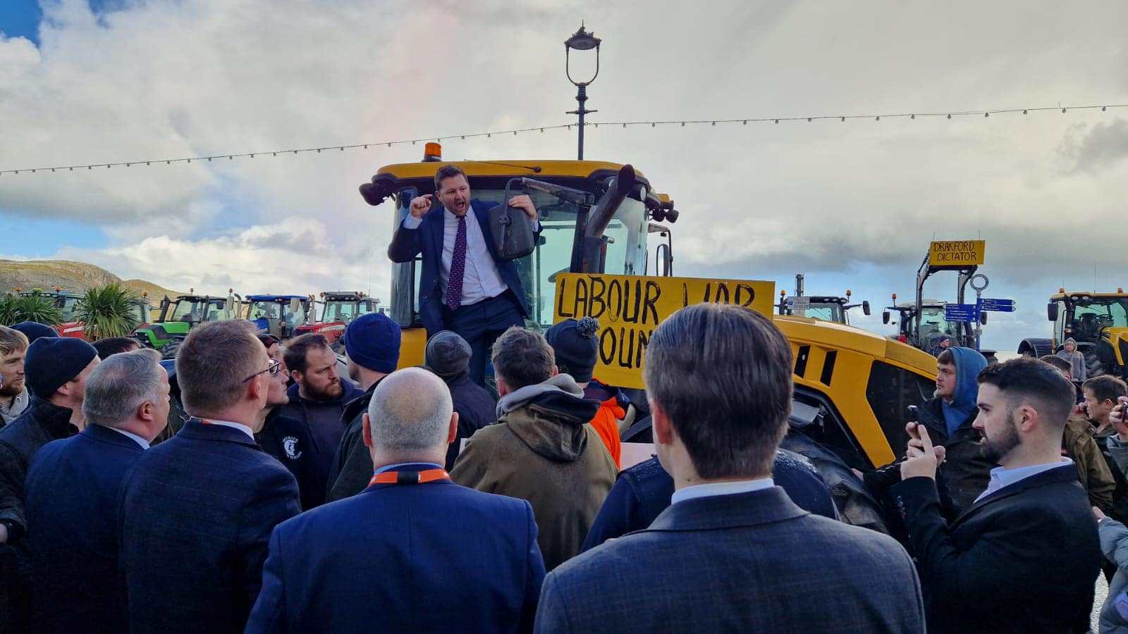 Sam Tractor