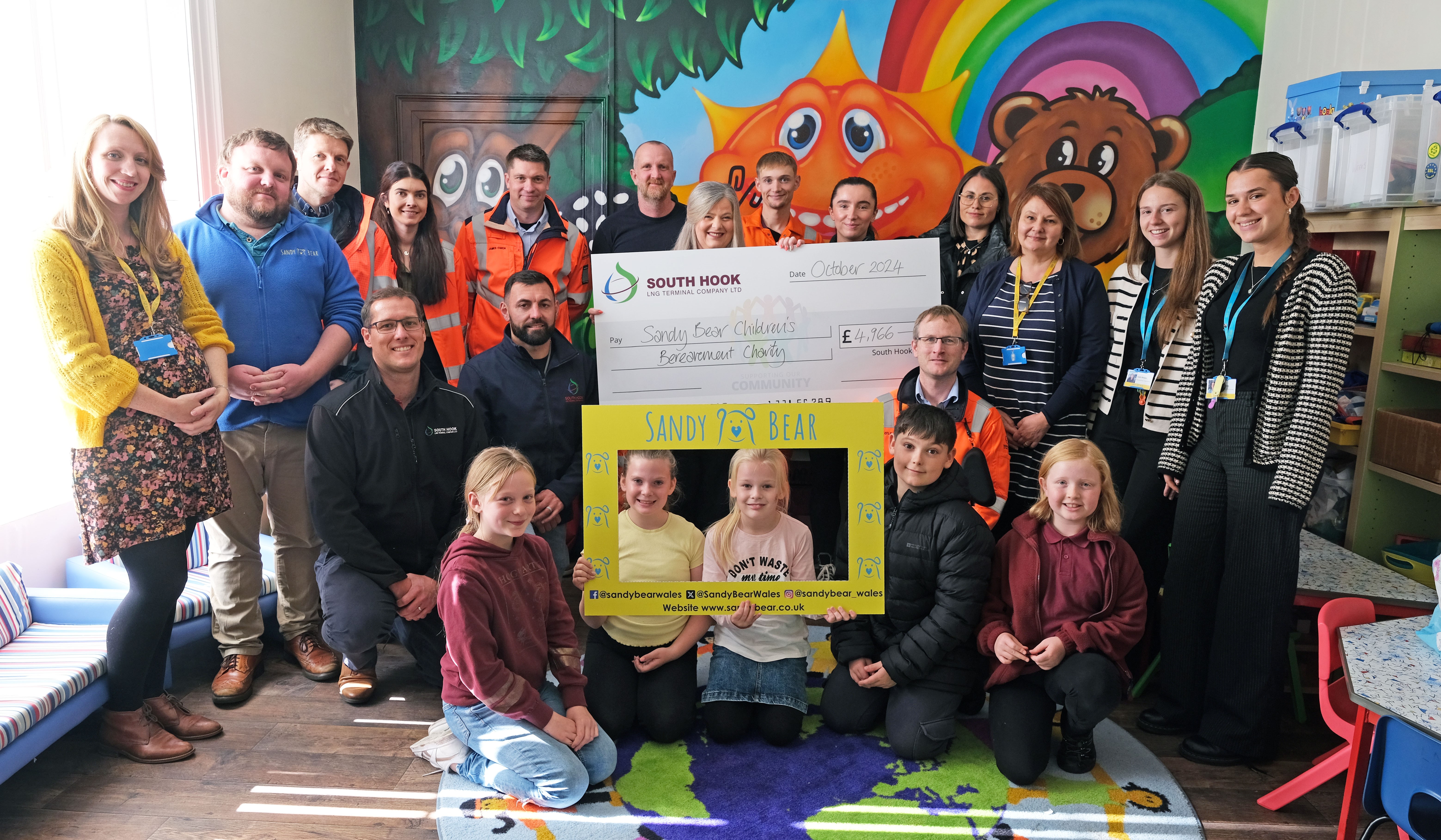 sandy-bear-cheque-presentation-oct-24.jpg