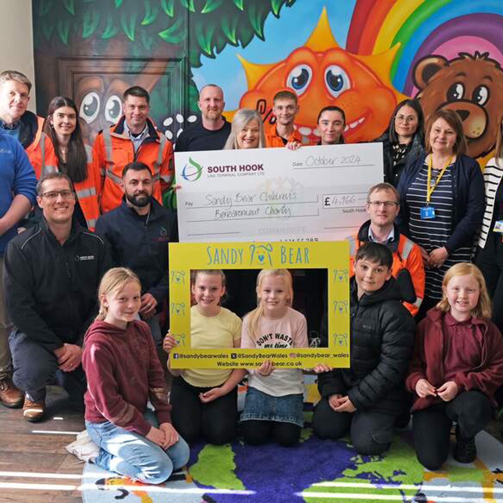 sandy-bear-cheque-presentation-oct-24.jpg