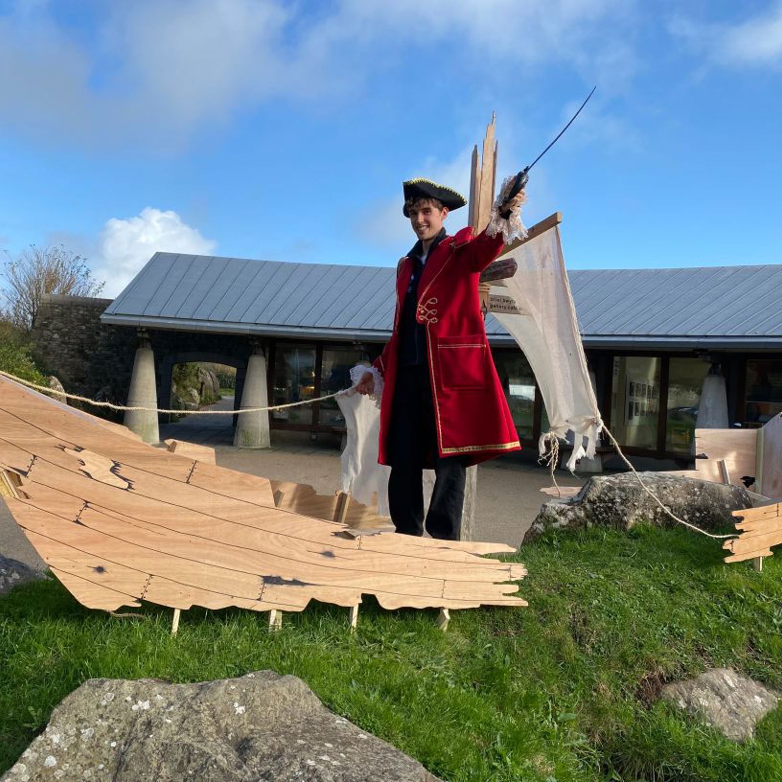 smalloyp-pirate-ship-trail.jpg