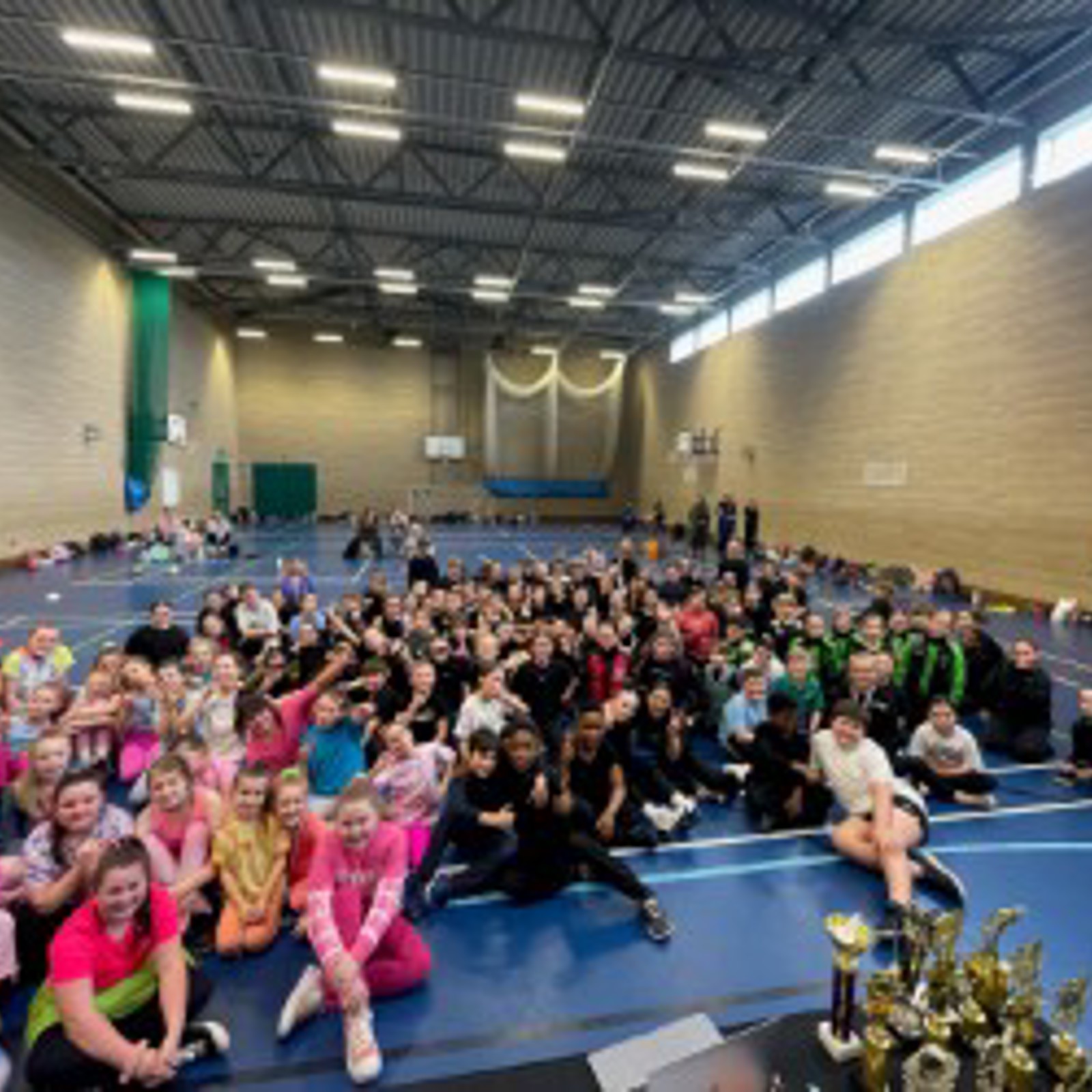 thumbnail_primary-schools-dance-group-photo.jpg