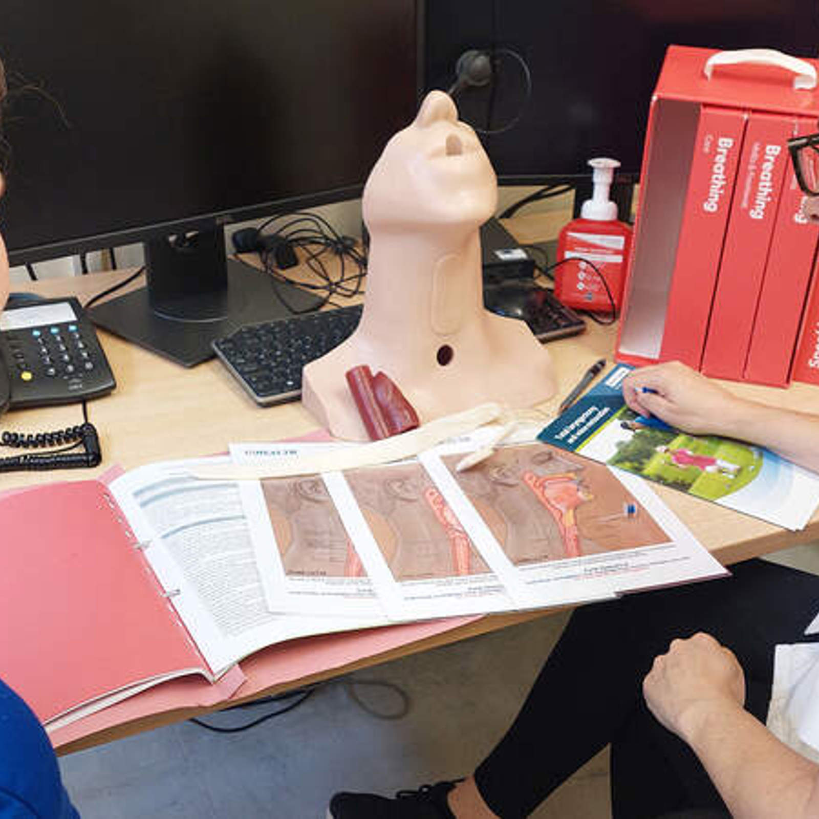 head-and-neck-cancer-manikin.jpg