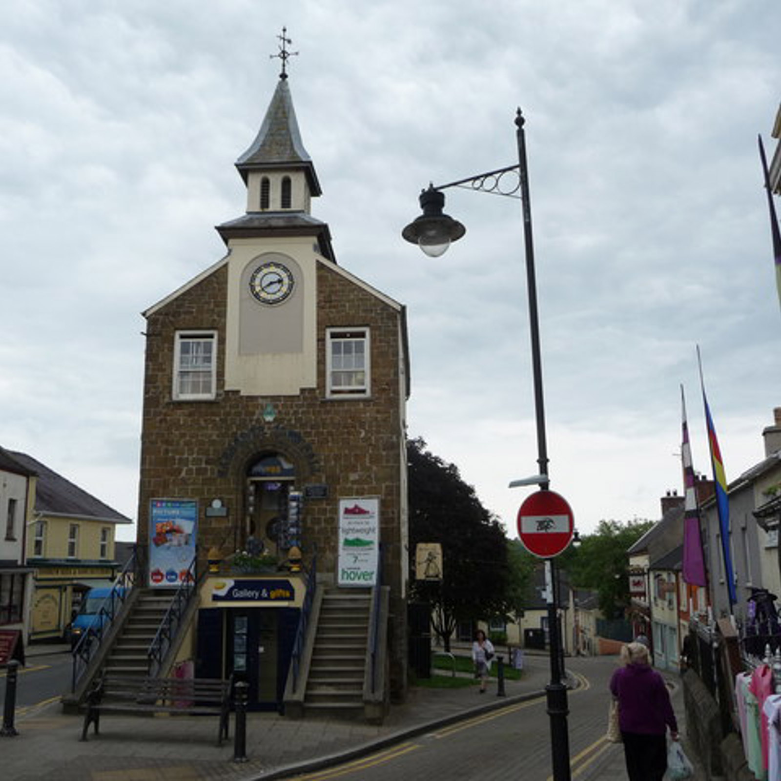 thumbnail_2501621_83778172.jpg