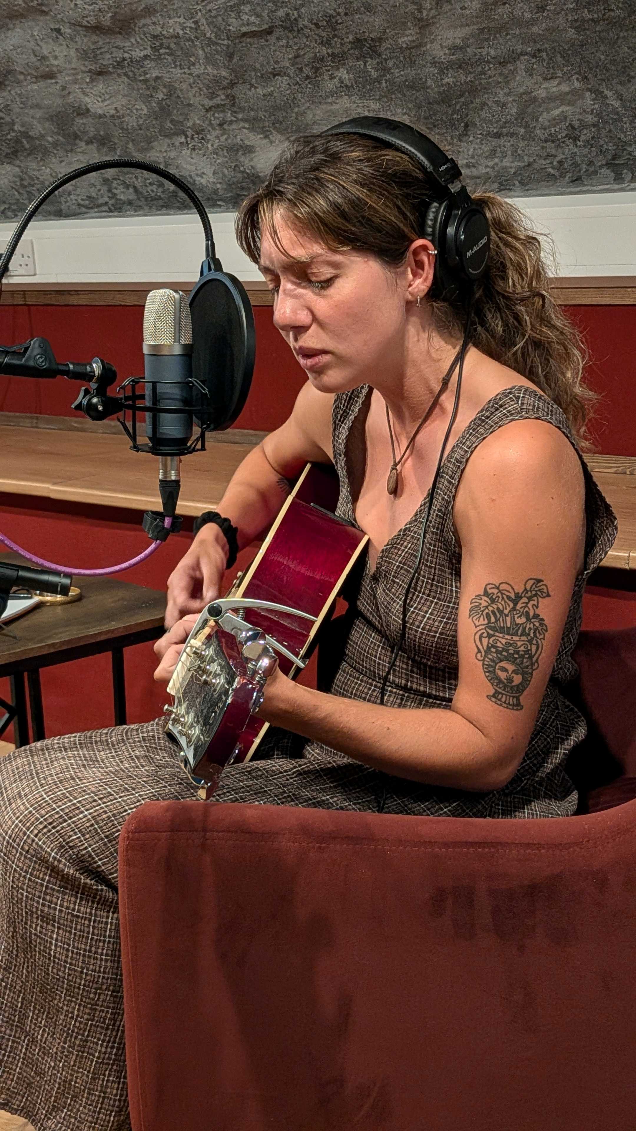 Josie Daniels Laotw