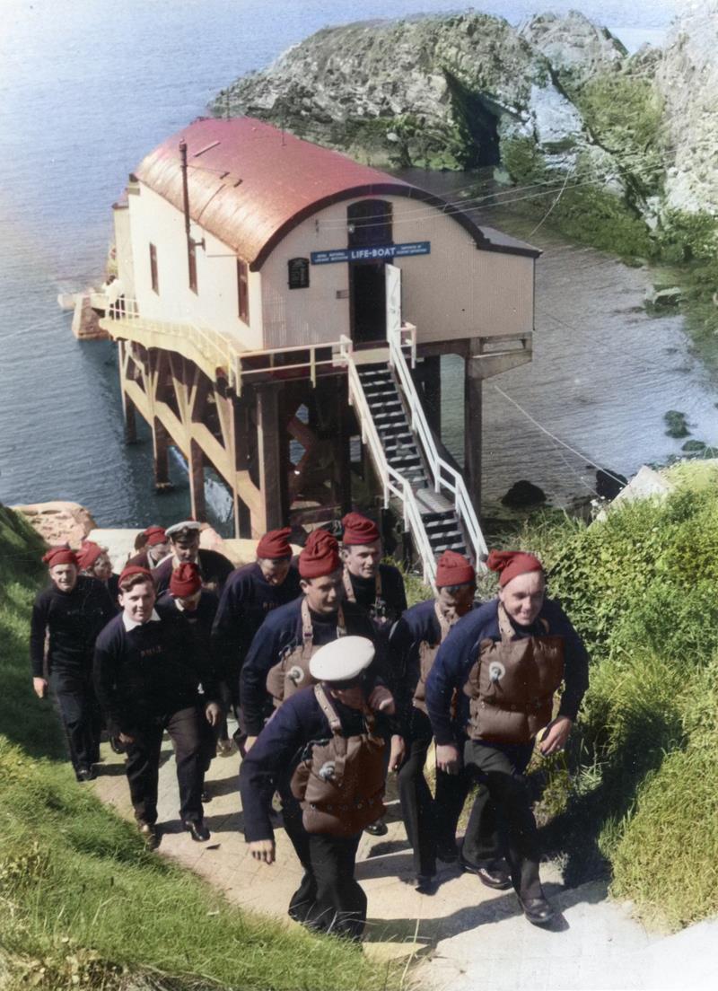 historic_st_davids_rnli_photograph_brought_to_life_for_charitys_200th.jpg