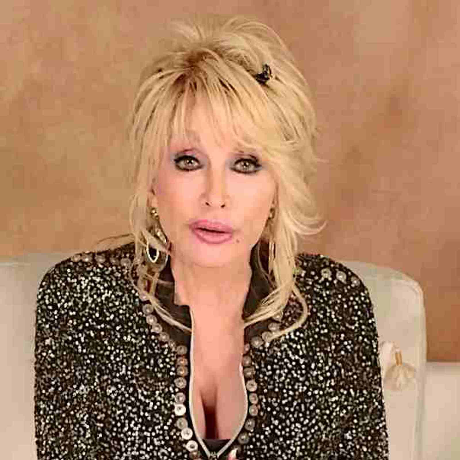 Dolly Parton In 2022