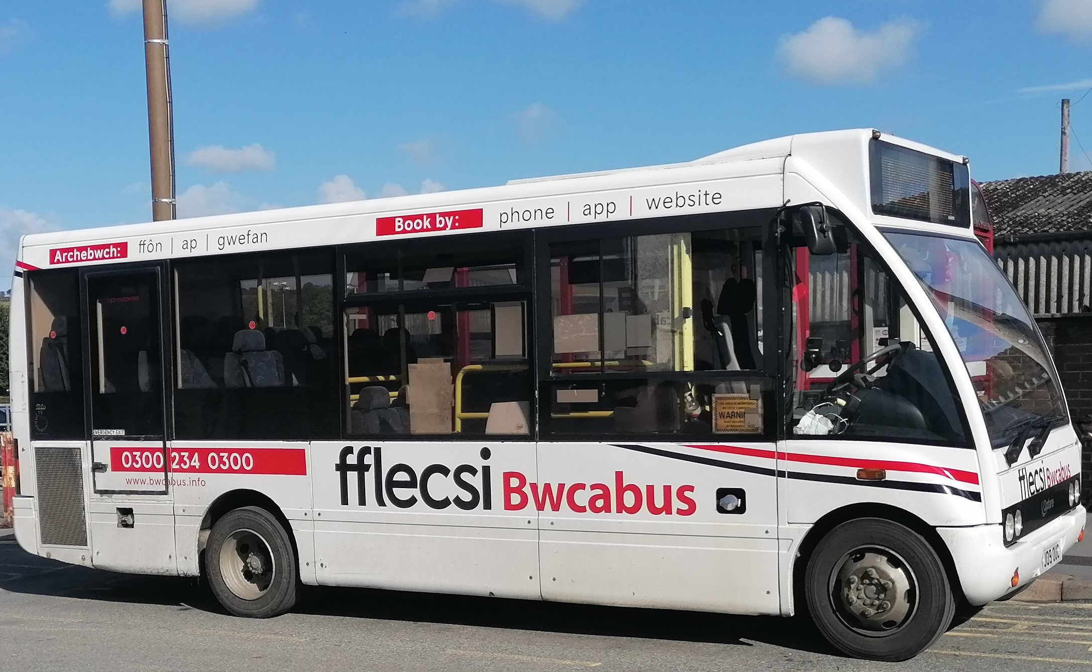 fflecsi-bwcabws.jpg
