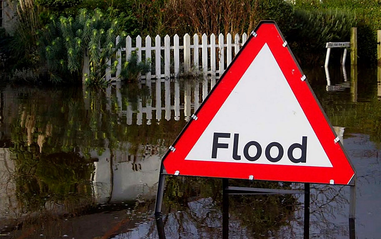Flood alert warnings for Pembrokeshire coast