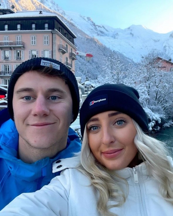 Family Pat Tribute to 'much-loved couple'